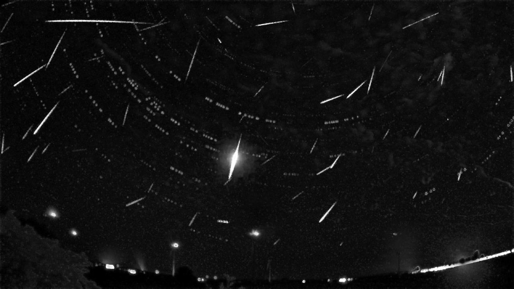 DE000M_20230809_194521_069713_stack_47_meteors.jpg